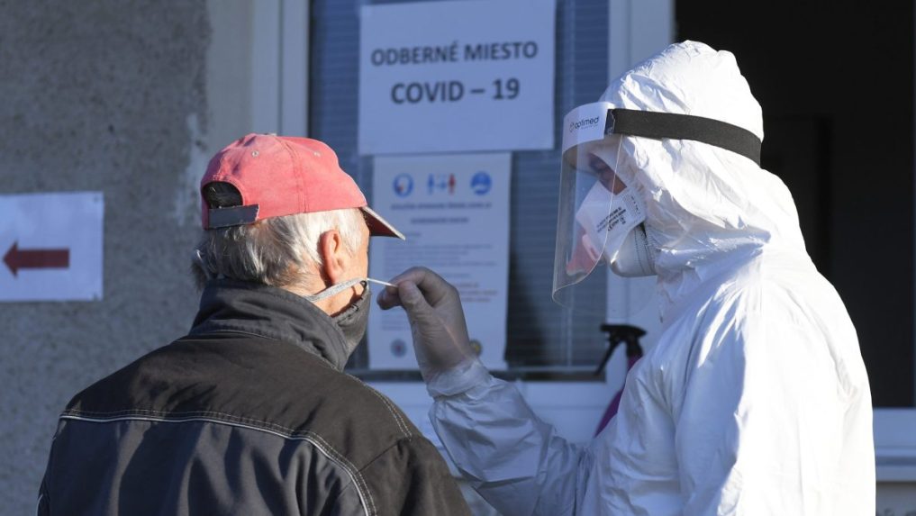 Celoplošnému testovaniu predchádzalo tzv. pilotné testovanie.