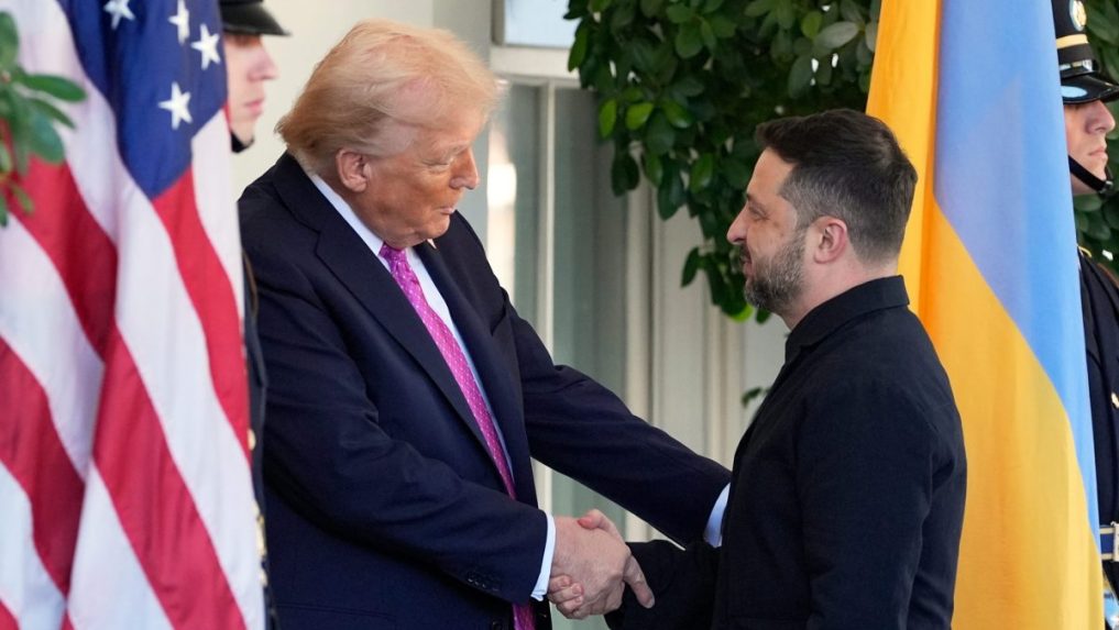 Na snímke Donald Trump a Volodymyr Zelenskyj.