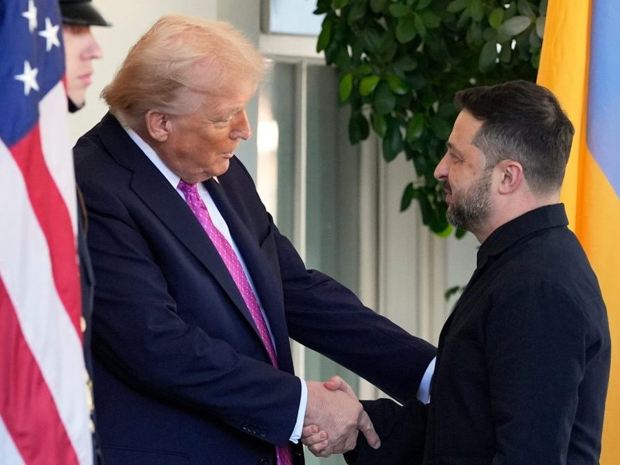 Na snímke Donald Trump a Volodymyr Zelenskyj.