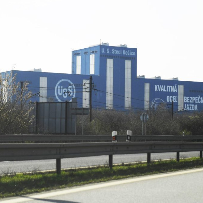 Na snímke budova fabriky U. S. Steel Košice.