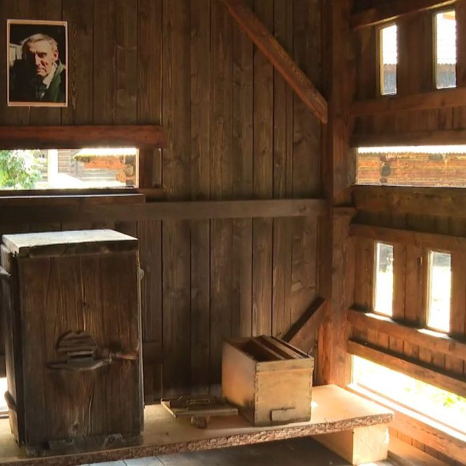 Je zázrak, že prežil dodnes: V Zuberci pribudol takmer storočný včelín, ktorý ukrýva kus histórie