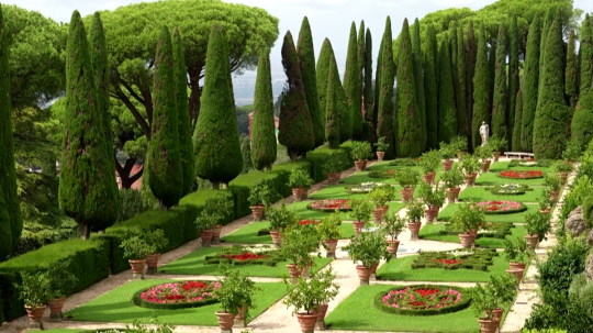 Projekt Borgo Laudato Si’ v Castel Gandolfo.