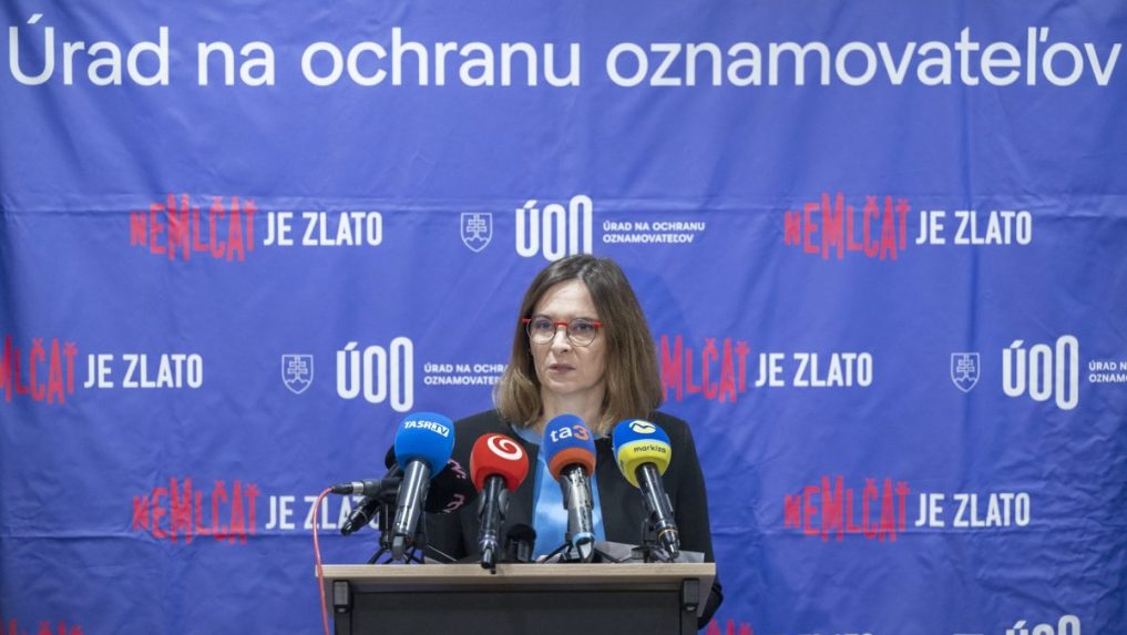 Na snímke predsedníčka Úradu na ochranu oznamovateľov Zuzana Dlugošová.