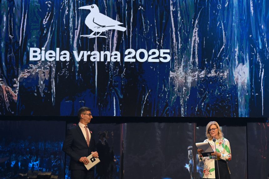 Na snÃƒÂ­mke udeÃ„Â¾ovanie cien Biela vrana.