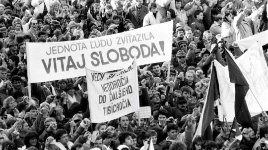 Archívna snímka z protestu na podporu generálneho štrajku v Banskej Bystrici.