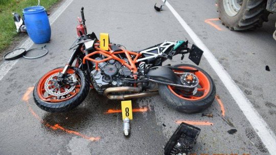 motocykel po dopravnej nehode