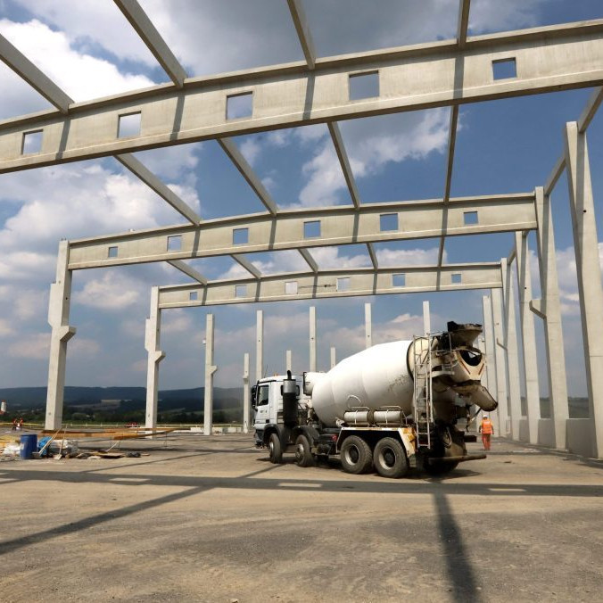 Výstavba priemyselného parku Winkelmann pri Rimavskej Sobote.