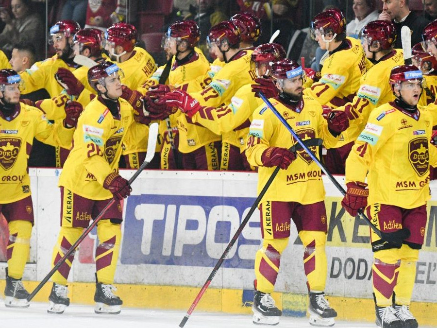 Radosť hokejistov Trenčína.