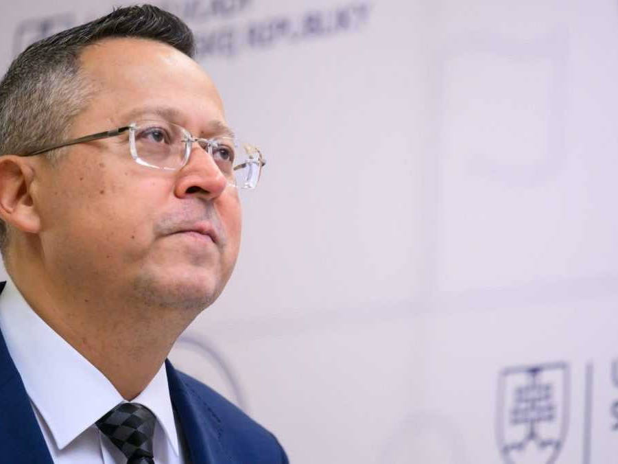 Minister financií Ladislav Kamenický.