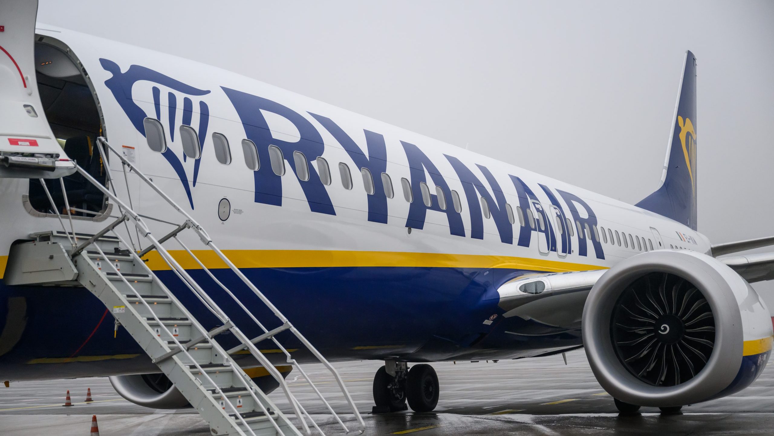 Ryanair ozn&aacute;mil ru&scaron;enie viacer&yacute;ch liniek naprieč Eur&oacute;pou. Zmeny sa dotkn&uacute; aj obľ&uacute;ben&yacute;ch destin&aacute;ci&iacute; slovensk&yacute;ch turistov