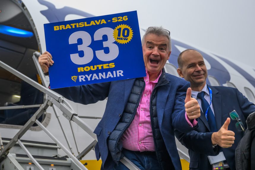 Michael O´Leary s riaditeľom Letiska M. R. Štefánika v Bratislave Dušanom Novotom.