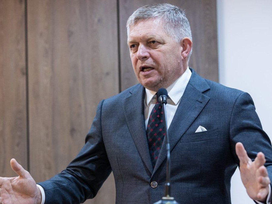 Na snímke predseda vlády SR Robert Fico (Smer-SD).