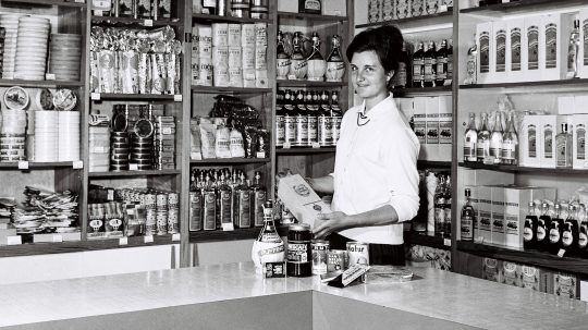 Socializmus nebol schopný naplniť mnohé potreby aj túžby zákazníkov.