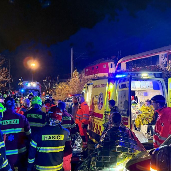 Príčina nehody bola pravdepodobne prechod jedného z nich na červenú.