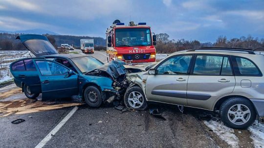 Nehoda dvoch áut pri Košiciach