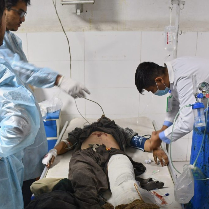 Afganistan, zranení po zemetrasení