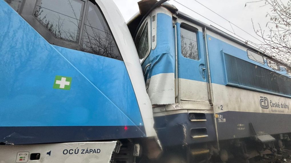 Zrážka vlakov v Juhočeskom kraji.