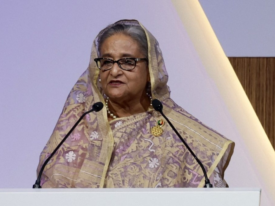 Zosadenú premiérku Bangladéša odsúdili na trest smrti za zločiny proti ľudskosti