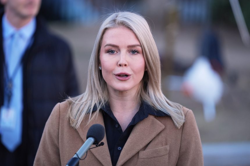 Na snímke hovorkyňa Karoline Leavittová.