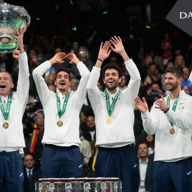 V Davisovom pohári aktuálne nemajú konkurenciu. Taliani oslavujú víťazný hetrik