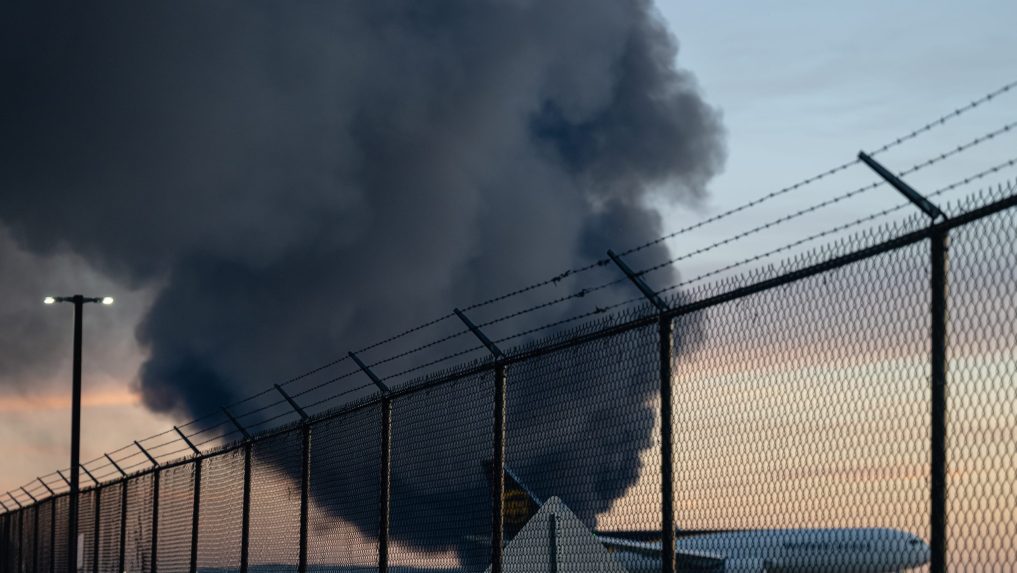 pÃƒÂ¡d lietadla pri Lousville