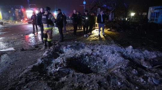 Kráter uprostred trhu v Záporoží.