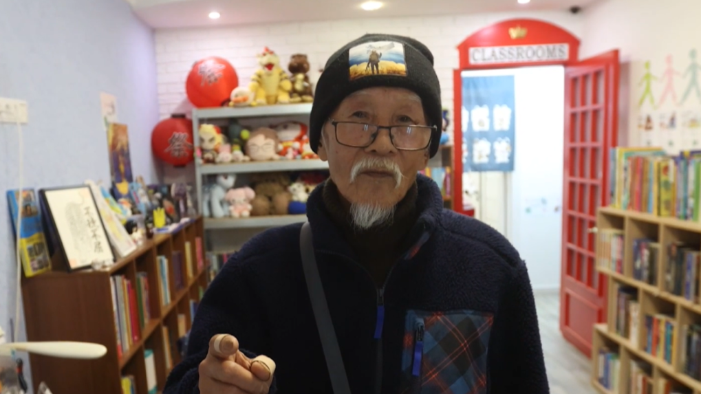 Na snímke Fuminor Tsuchik.