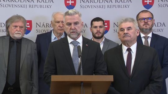 Strana Smer zvažuje o zlučovaní ďalších úradov.