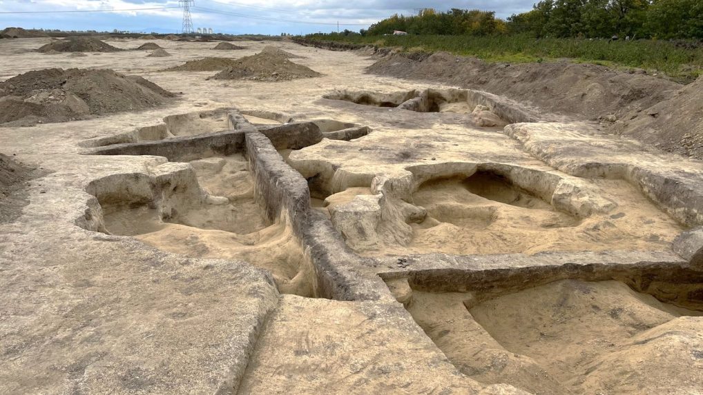 budúci priemyselný park pri Šuranoch