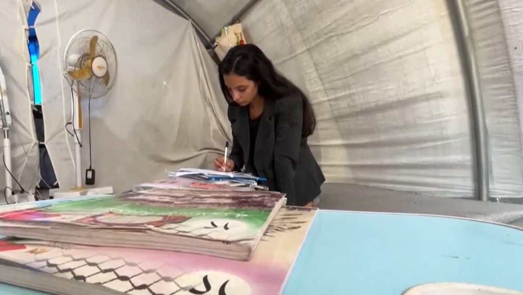 Študentka v Pásme Gazy.