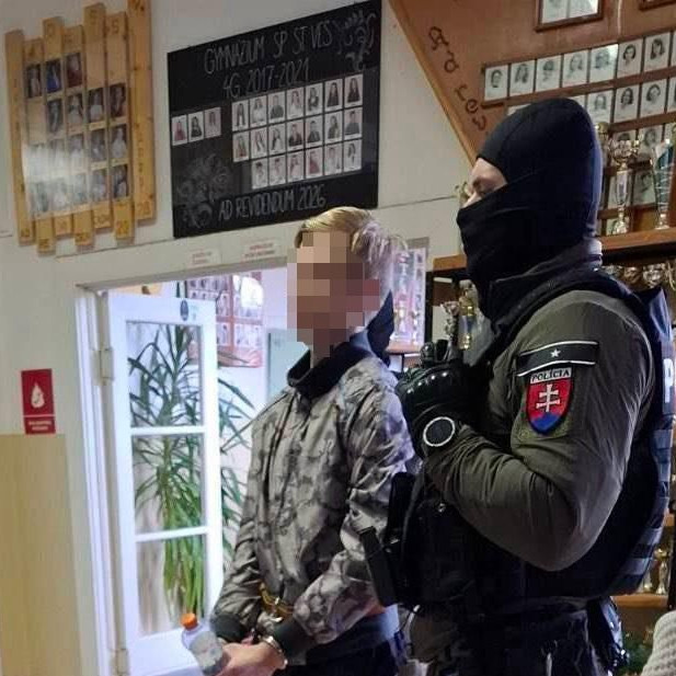 Na gymnáziu sa v sobotu konala rekonštrukcia prípadu.