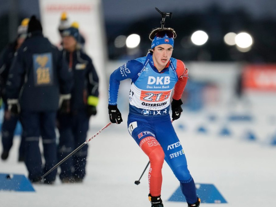 Slovenský biatlonista Artur Ischakov.