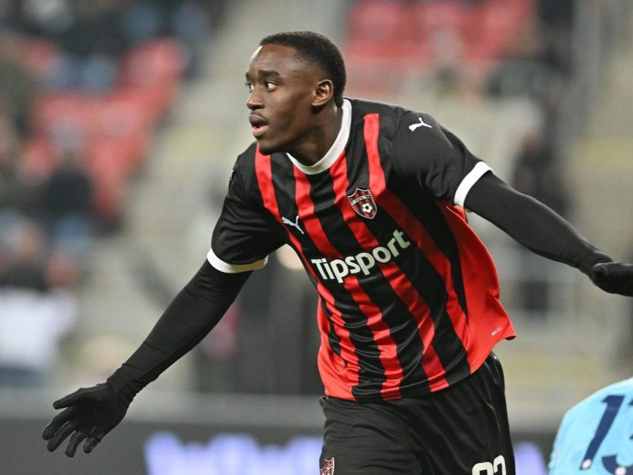 Hráč Trnavy Idjessi Metsoko sa teší z gólu.