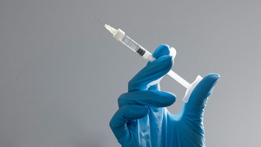 Súd v Nemecku udelil opatrovateľovi doživotie za vraždu desiatich pacientov smrtiacimi injekciami