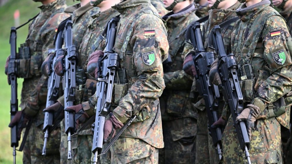 Na ilustračnej snímke nemeckí vojaci.