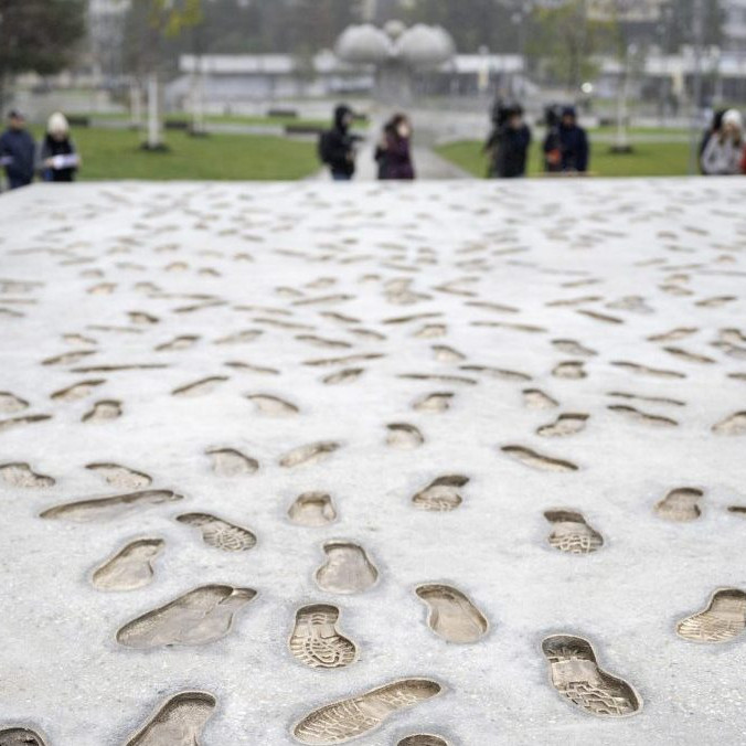 Na snímke Pamätník novembra 1989.