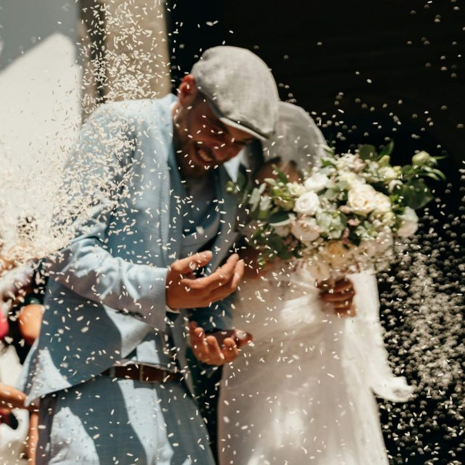 hádzanie ryže na svadbe
