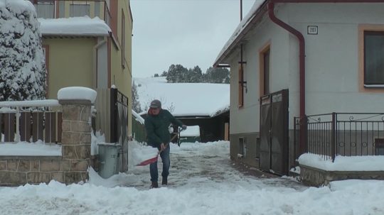 Meteorologické predpovede avizovali bohatú snehovú nádielku, a tak sa aj stalo.