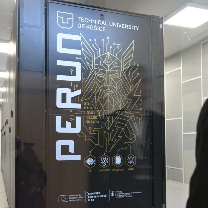 Prvý slovenský superpočítač Perun.