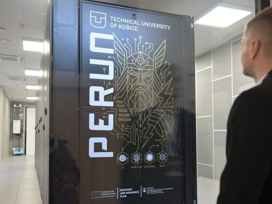 Prvý slovenský superpočítač Perun.