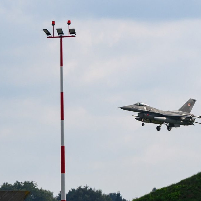 Poľská stíhačka F-16.