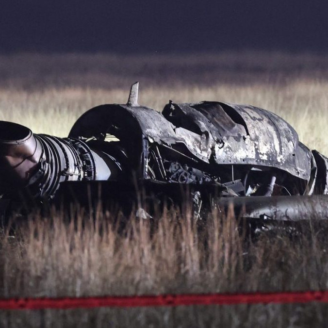 Vrak havarovaného tureckého vojenského lietadla.