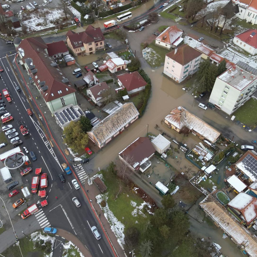 Sliač zaplavila voda