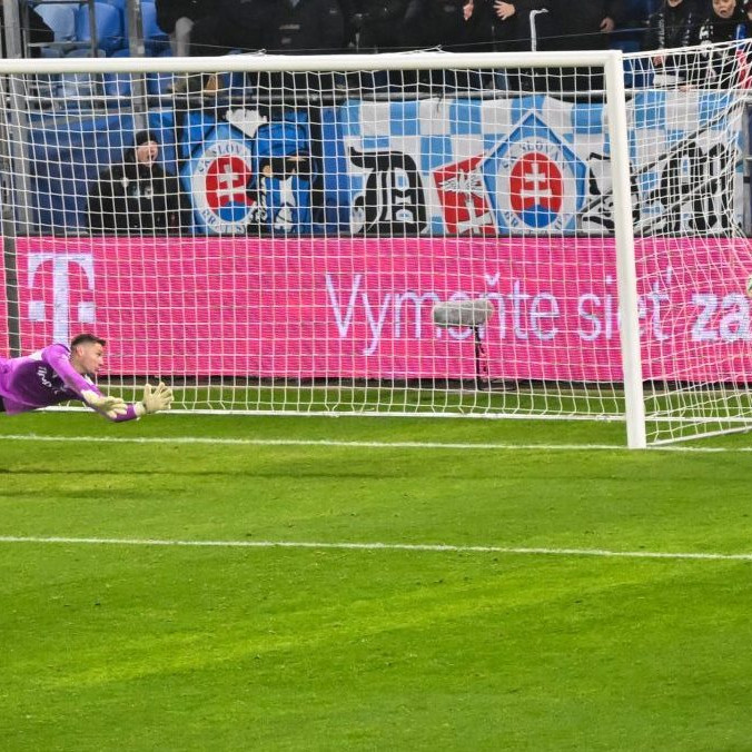 brankár dostal gól