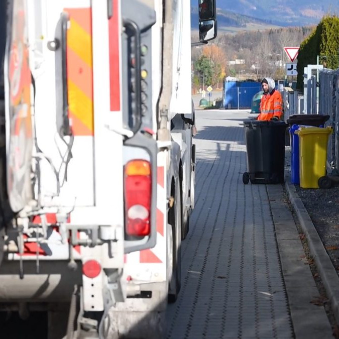 smetiar a smetiarske auto