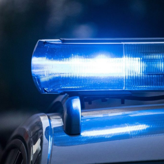 Na ilustračnej snímke policajné svetlá.