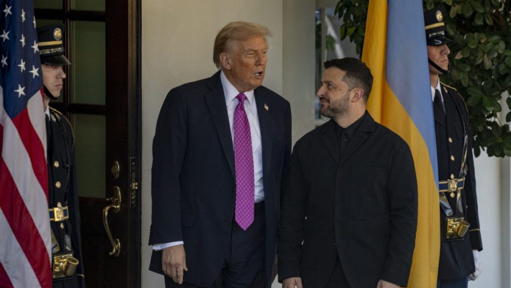 Na snímke Donald Trump a Volodymyr Zelenskyj.