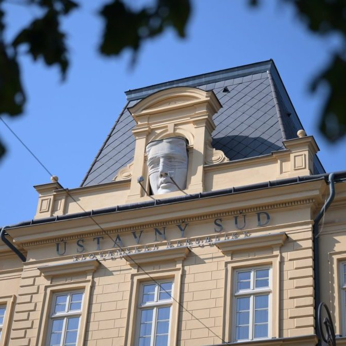 Na ilustračnej snímke budova ústavného súdu.