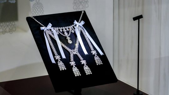 historická kópia legendárneho náhrdelníka Marie Antoinetty