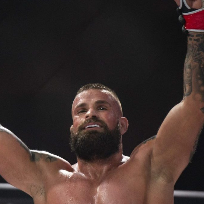 Český zápasník Karlos Vémola.